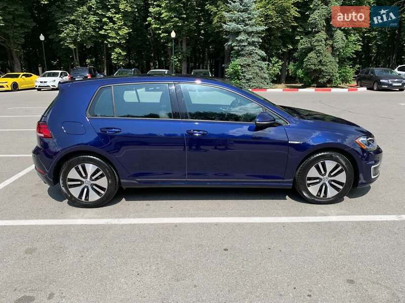 Хетчбек Volkswagen e-Golf 2018 в Харкові