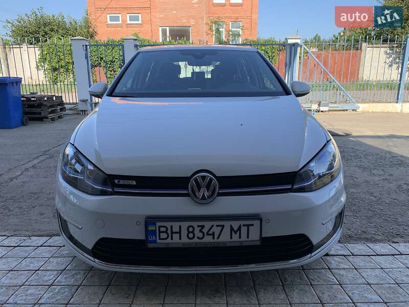 Хэтчбек Volkswagen e-Golf 2017 в Черноморске