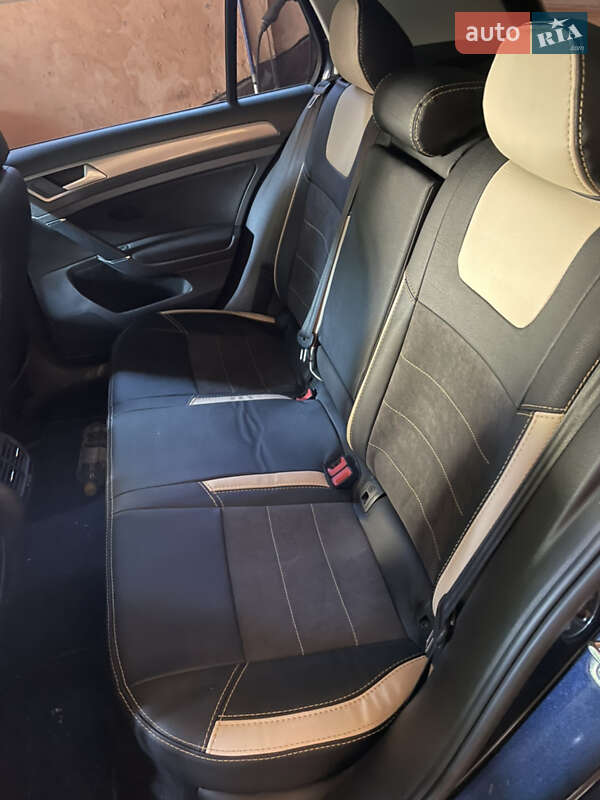 Хетчбек Volkswagen e-Golf 2016 в Одесі