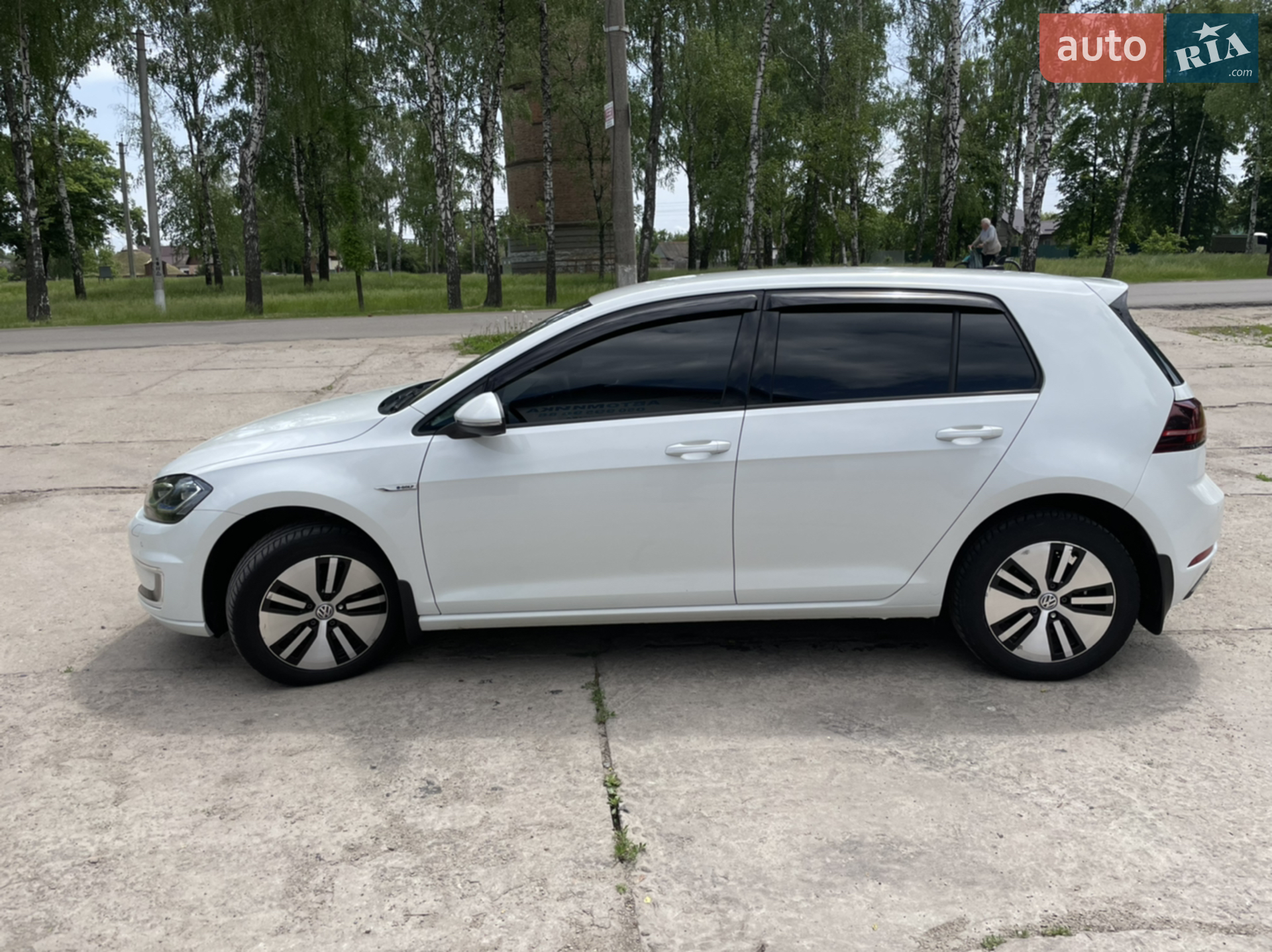 2017 Volkswagen Golf - мініатюра 2