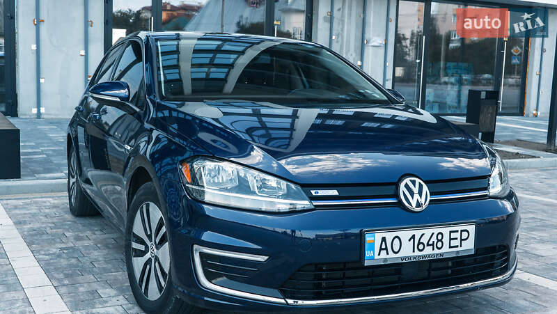 Хэтчбек Volkswagen e-Golf 2019 в Ужгороде