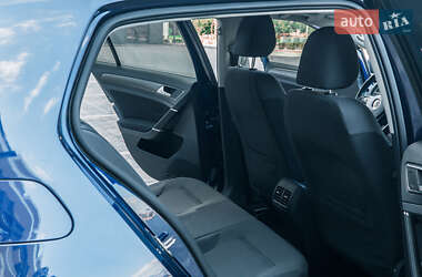 Хэтчбек Volkswagen e-Golf 2019 в Ужгороде