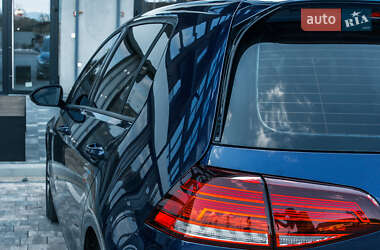 Хэтчбек Volkswagen e-Golf 2019 в Ужгороде