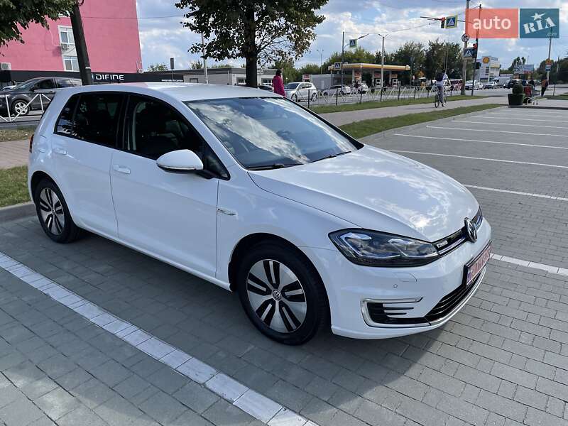 Хэтчбек Volkswagen e-Golf 2018 в Хмельницком