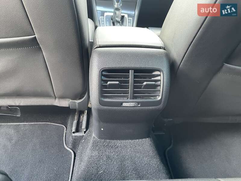 Хэтчбек Volkswagen e-Golf 2018 в Хмельницком