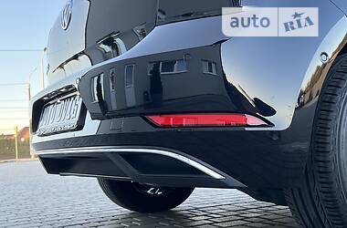 Хетчбек Volkswagen e-Golf 2018 в 