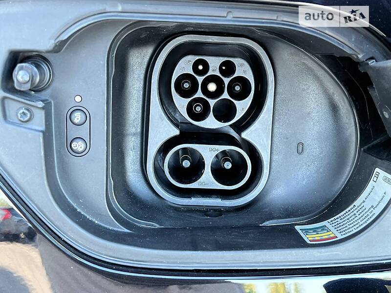 Хэтчбек Volkswagen e-Golf 2018 в Луцке