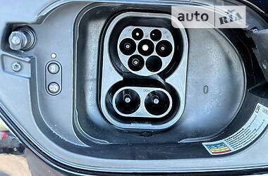 Хетчбек Volkswagen e-Golf 2018 в 