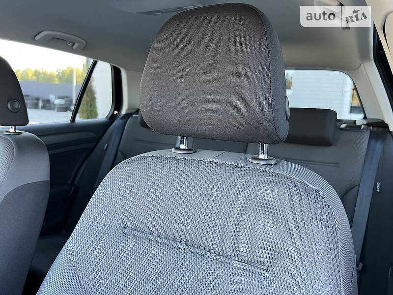 Хэтчбек Volkswagen e-Golf 2018 в Луцке