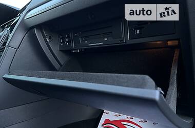 Хетчбек Volkswagen e-Golf 2018 в 