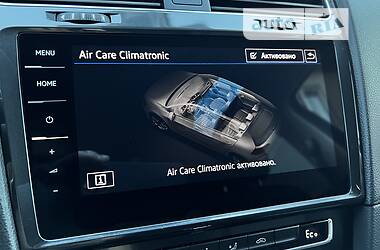 Хетчбек Volkswagen e-Golf 2018 в 