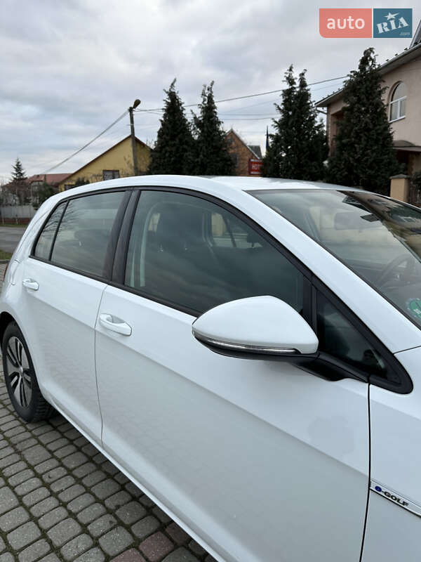 Хетчбек Volkswagen e-Golf 2018 в Мукачевому