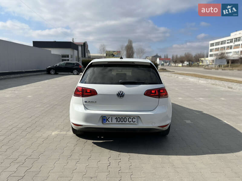 Хэтчбек Volkswagen e-Golf 2016 в Белой Церкви