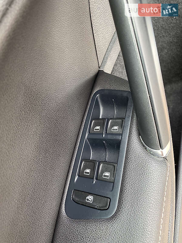 Хетчбек Volkswagen e-Golf 2015 в Хмельницькому