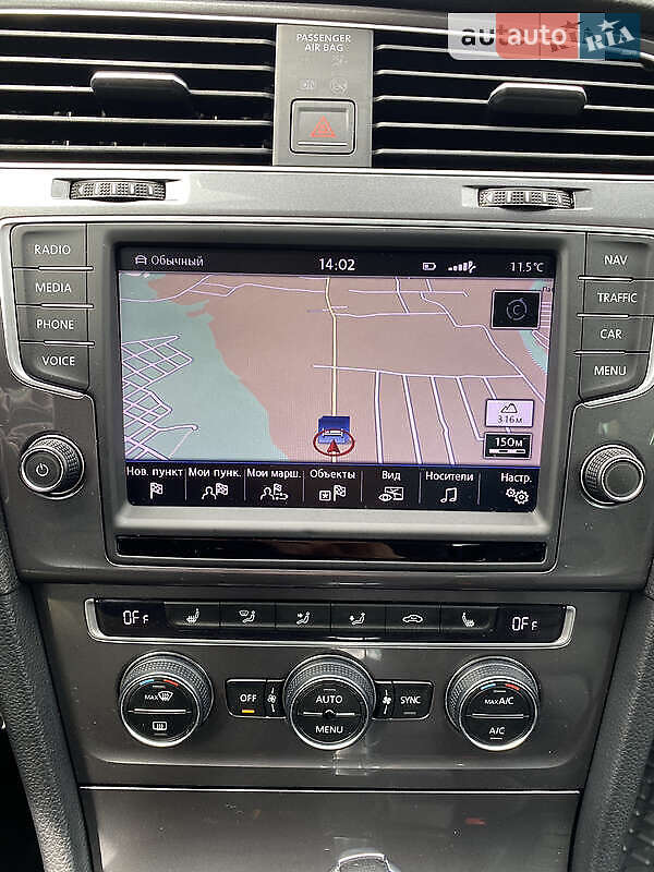 Хетчбек Volkswagen e-Golf 2015 в Хмельницькому