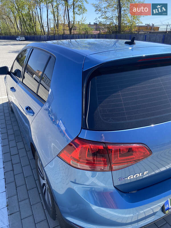 Хэтчбек Volkswagen e-Golf 2016 в Тернополе фото 8 Хэтчбек Volkswagen e-Golf 2016 в Тернополе