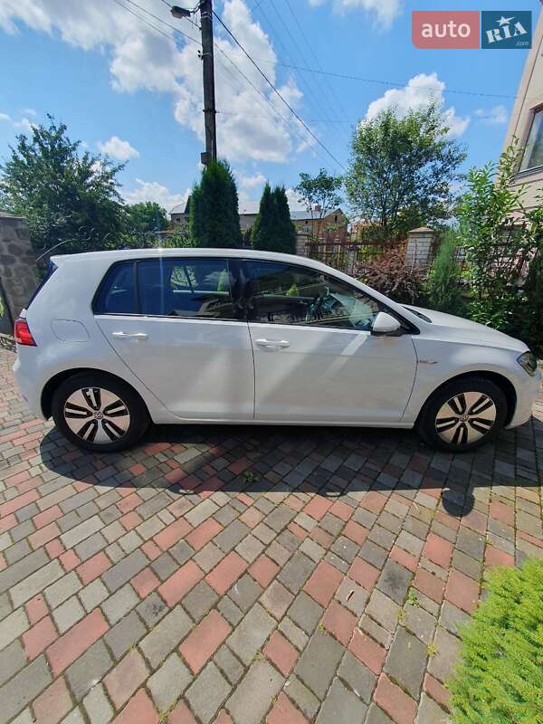 Хэтчбек Volkswagen e-Golf 2018 в Стрые фото 6 Хэтчбек Volkswagen e-Golf 2018 в Стрые
