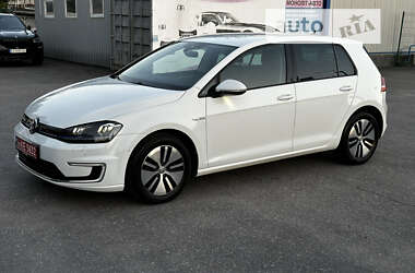 Хетчбек Volkswagen e-Golf 2016 в 
