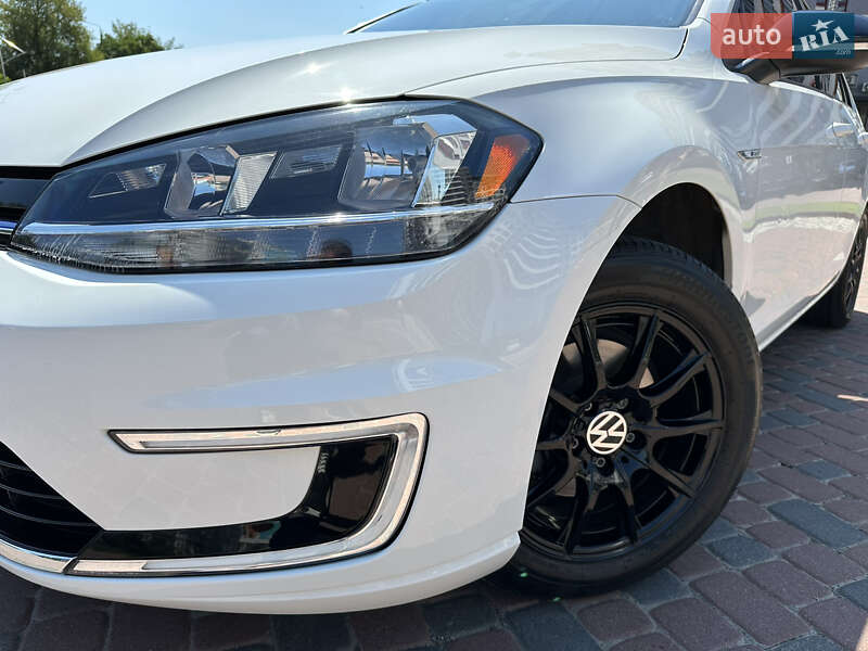 Хетчбек Volkswagen e-Golf 2017 в Івано-Франківську фото 27 Хетчбек Volkswagen e-Golf 2017 в Івано-Франківську