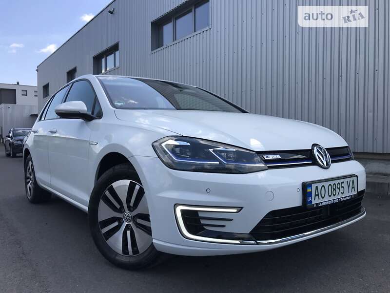 Хэтчбек Volkswagen e-Golf 2019 в Мукачево