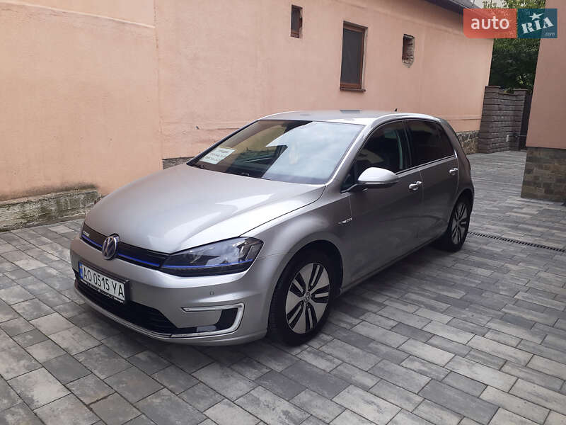 Хетчбек Volkswagen e-Golf 2014 в Мукачевому
