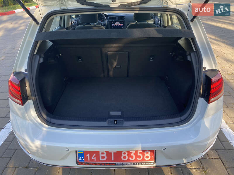 Хетчбек Volkswagen e-Golf 2019 в Миколаєві