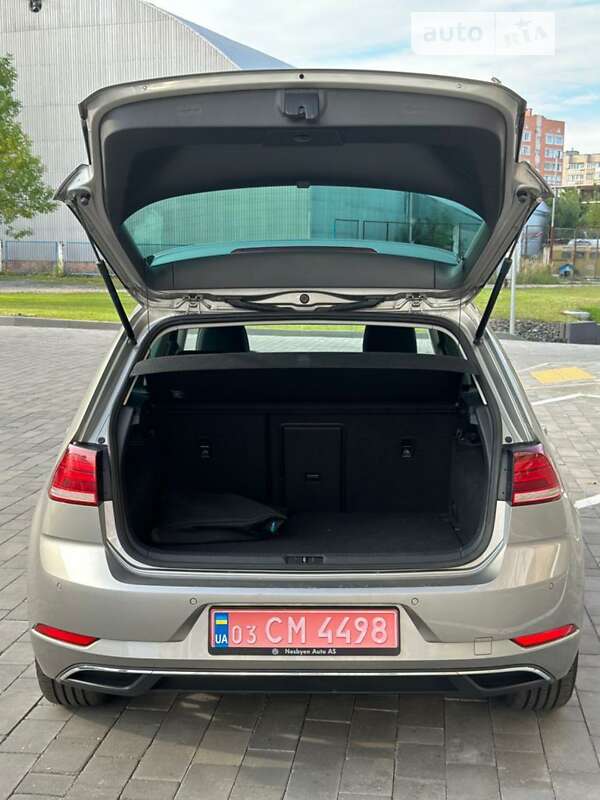 Хетчбек Volkswagen e-Golf 2017 в Луцьку