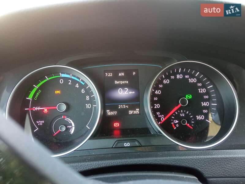 Хетчбек Volkswagen e-Golf 2020 в Чернівцях