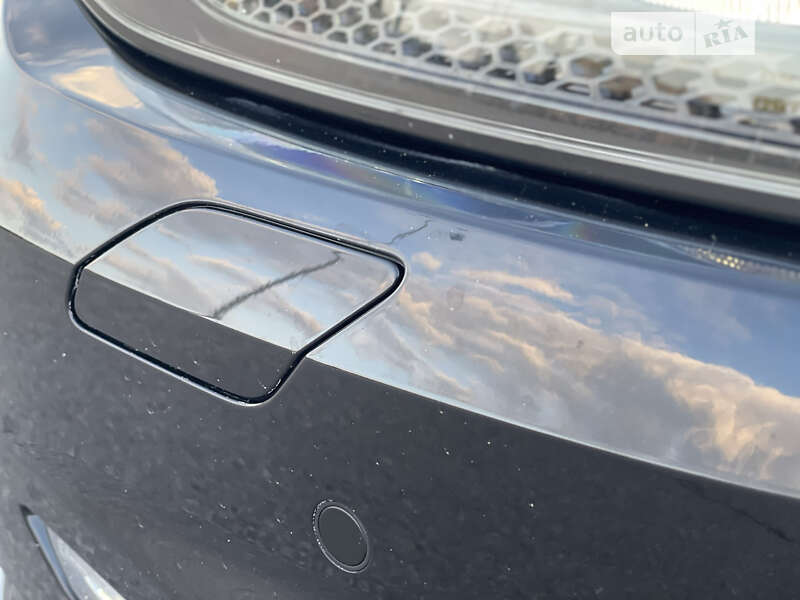 Хетчбек Volkswagen e-Golf 2017 в Харкові