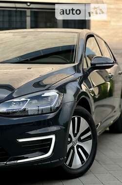 Хэтчбек Volkswagen e-Golf 2020 в 