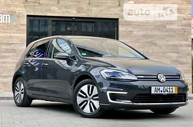 Хэтчбек Volkswagen e-Golf 2020 в 