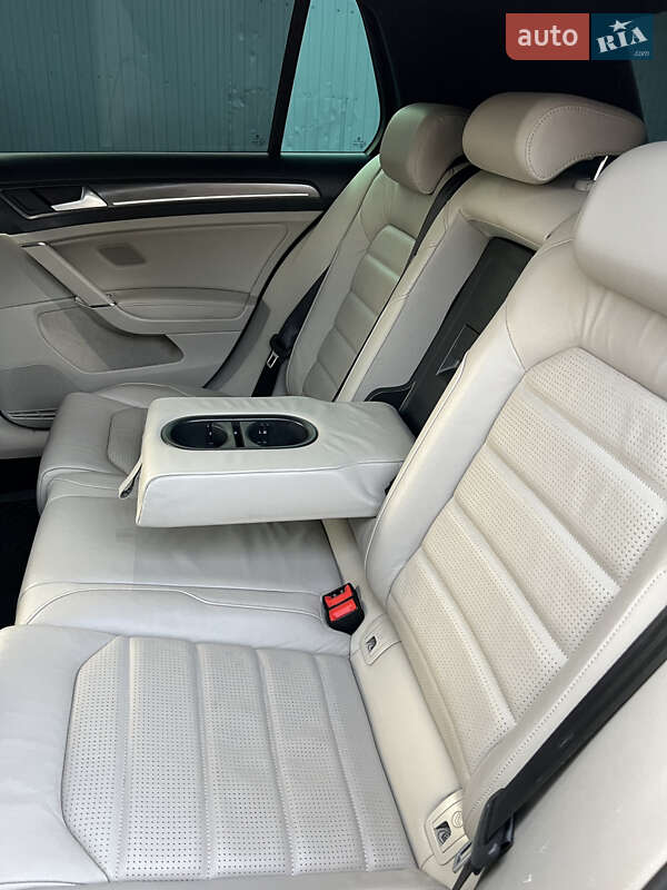 Хетчбек Volkswagen e-Golf 2017 в Бердичеві