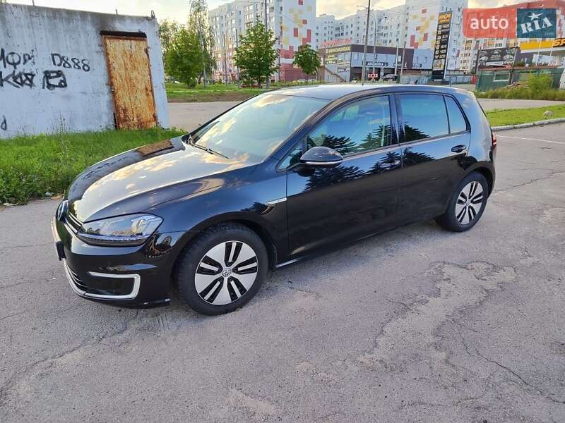 Хетчбек Volkswagen e-Golf 2015 в Харкові
