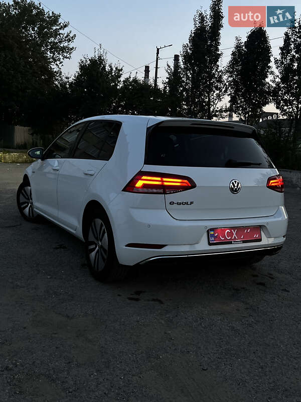 Хетчбек Volkswagen e-Golf 2020 в Івано-Франківську
