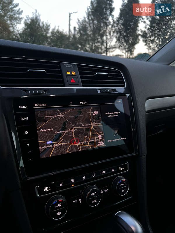 Хетчбек Volkswagen e-Golf 2020 в Івано-Франківську