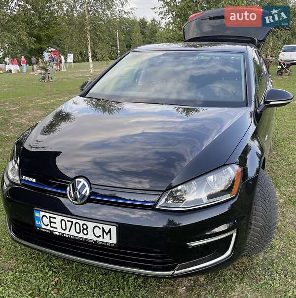 Хетчбек Volkswagen e-Golf 2016 в Чернівцях фото 2 Хетчбек Volkswagen e-Golf 2016 в Чернівцях
