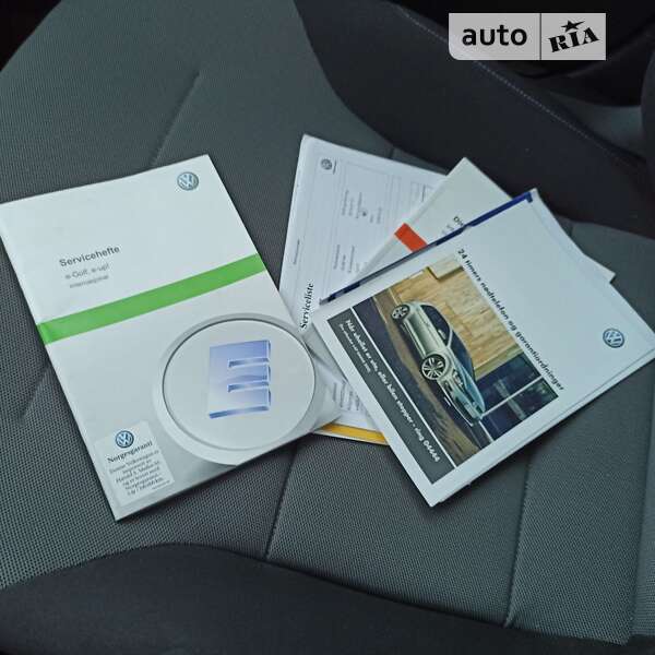 Хетчбек Volkswagen e-Golf 2015 в Старокостянтинові фото 60 Хетчбек Volkswagen e-Golf 2015 в Старокостянтинові