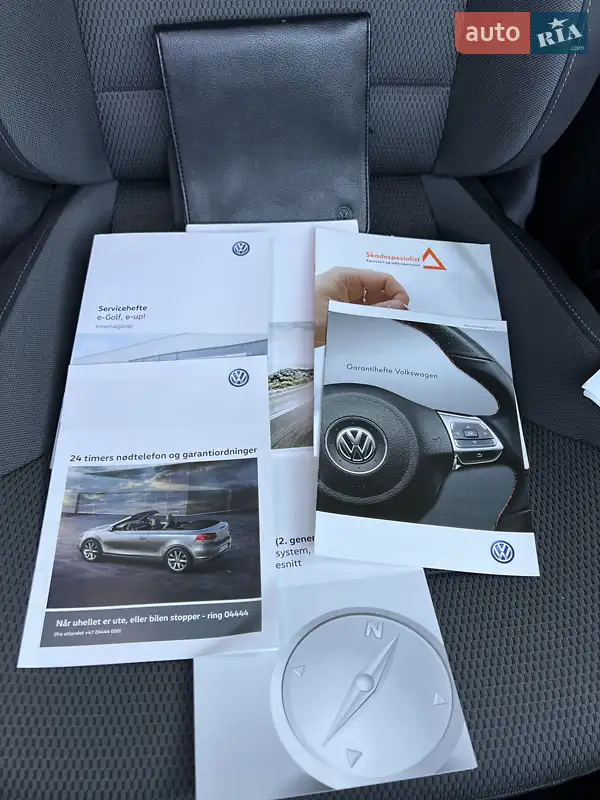 Хэтчбек Volkswagen e-Golf 2017 в Новояворовске документ