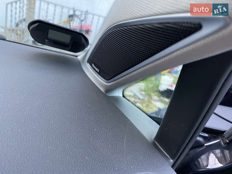 Хэтчбек Volkswagen e-Golf 2014 в Виннице фото 16 Хэтчбек Volkswagen e-Golf 2014 в Виннице