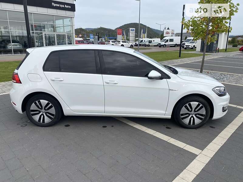 Хэтчбек Volkswagen e-Golf 2019 в Ужгороде