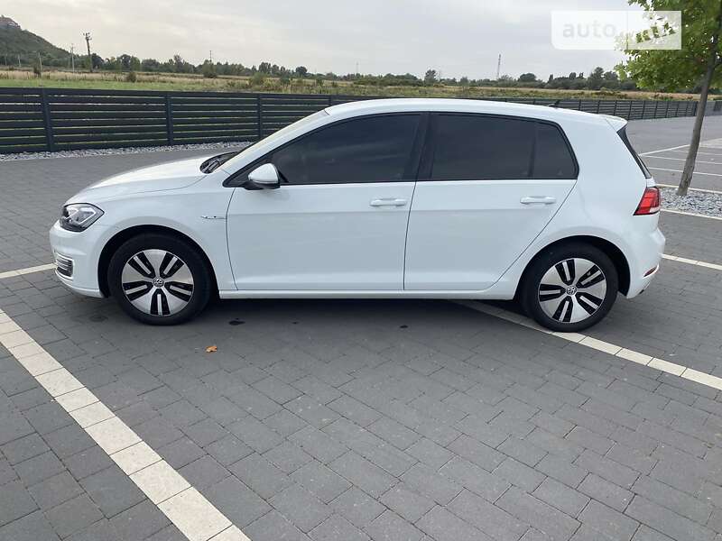Хэтчбек Volkswagen e-Golf 2019 в Ужгороде