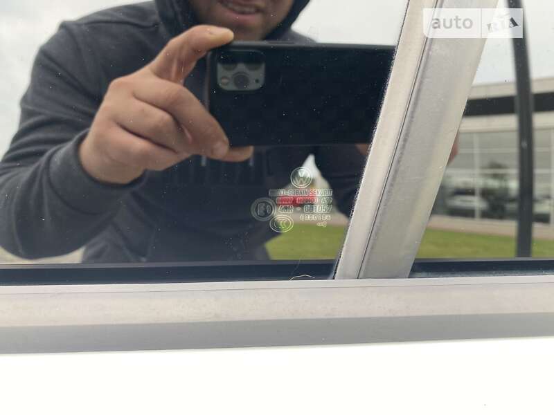Хэтчбек Volkswagen e-Golf 2019 в Ужгороде