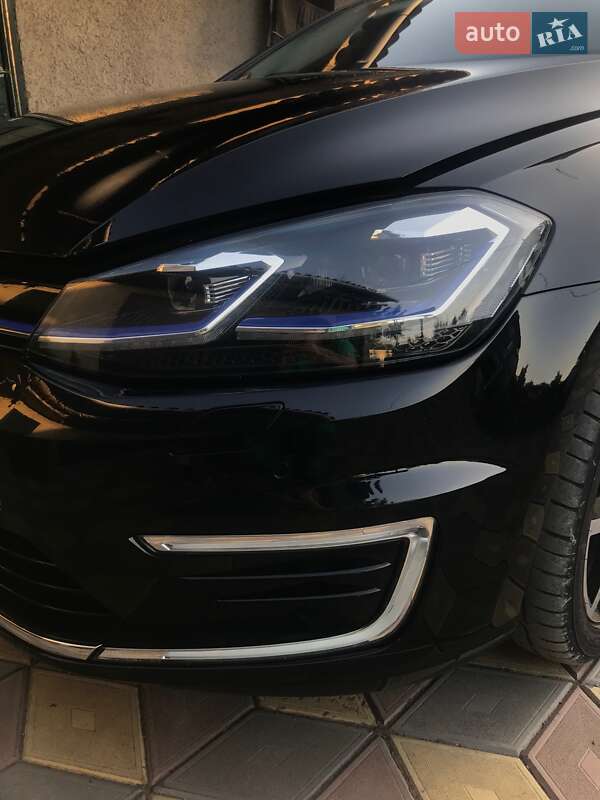 Хэтчбек Volkswagen e-Golf 2019 в Голованевске фото 19 Хэтчбек Volkswagen e-Golf 2019 в Голованевске