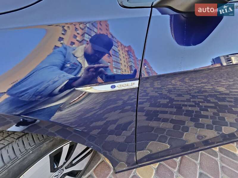 Хетчбек Volkswagen e-Golf 2019 в Вінниці