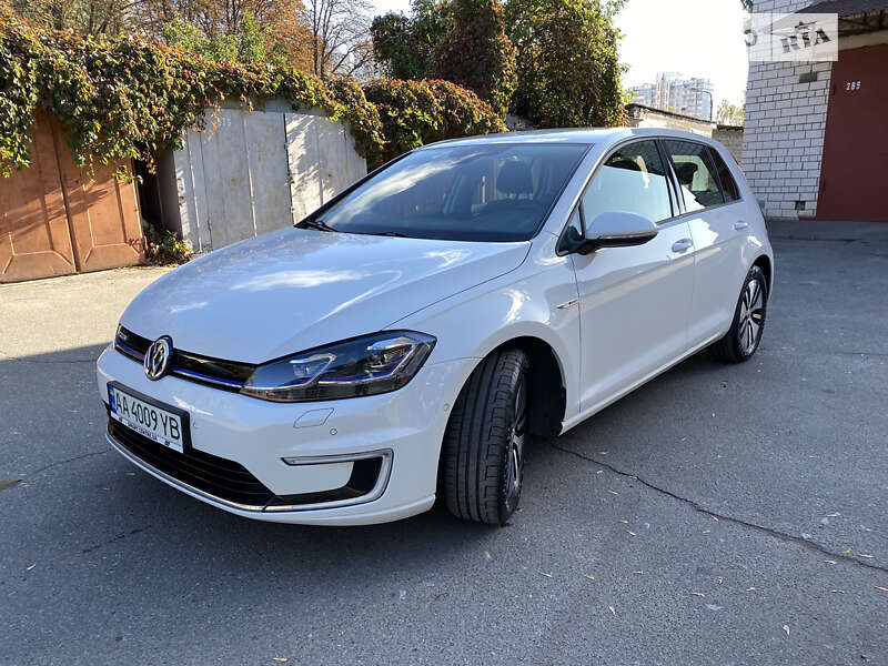 Volkswagen e-Golf 2017