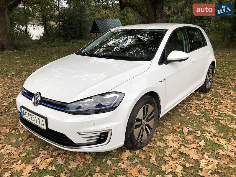 Хетчбек Volkswagen e-Golf 2019 в Камені-Каширському