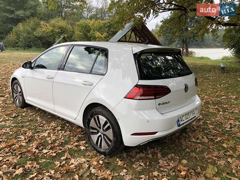 Хетчбек Volkswagen e-Golf 2019 в Камені-Каширському