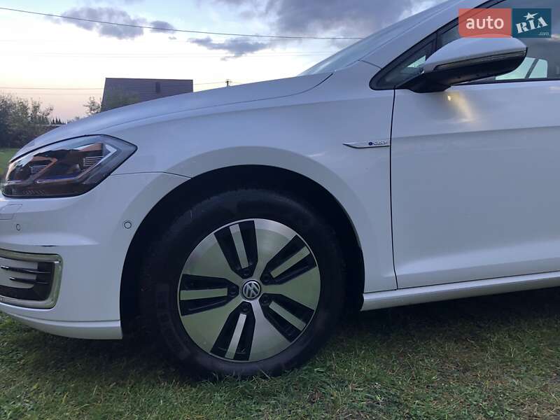 Хетчбек Volkswagen e-Golf 2019 в Камені-Каширському
