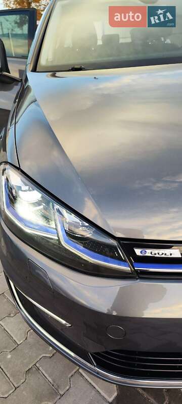 Хетчбек Volkswagen e-Golf 2017 в Хмельницькому