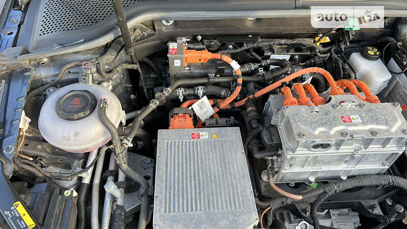 Хетчбек Volkswagen e-Golf 2018 в Києві